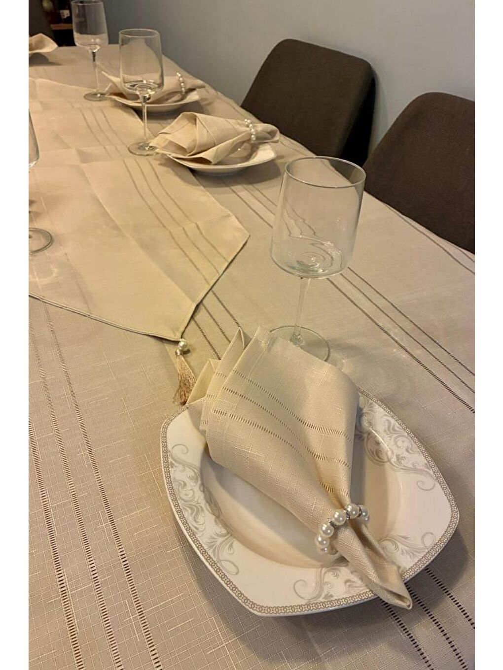 Colber 26 Parça Masa Örtüsü Takımı Bej-5