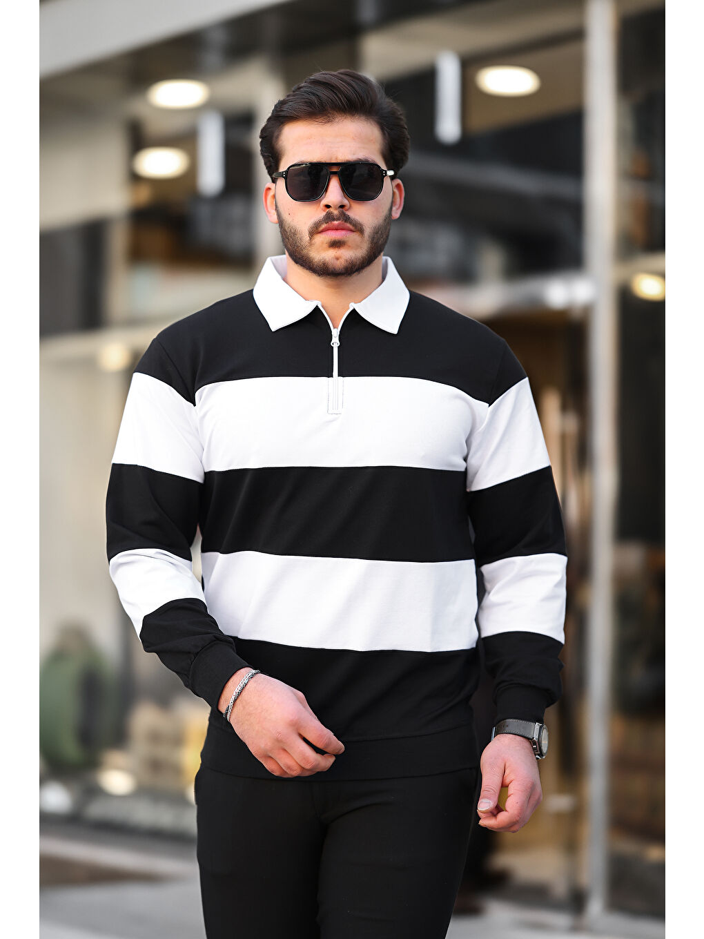 Siyah Çift Renkli Fermuarlı Sweatshirt