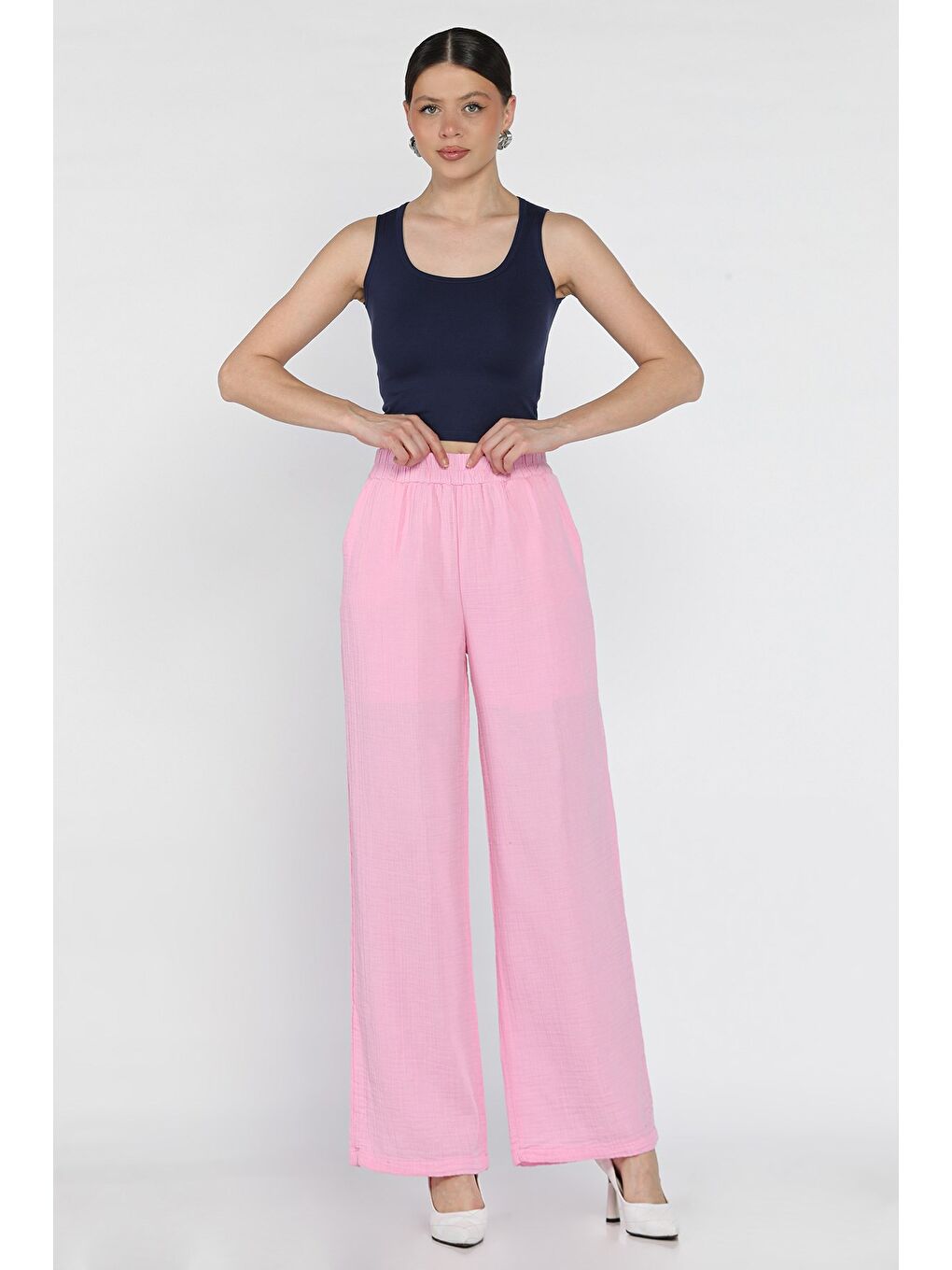 Pembe Kadın Bel Lastikli Bol Paça Pantolon