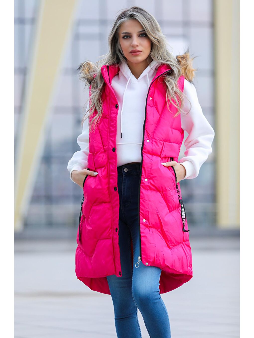 Fuşya Kadın Kapüşonlu Kapitoneli Uzun Şişme Yelek-1