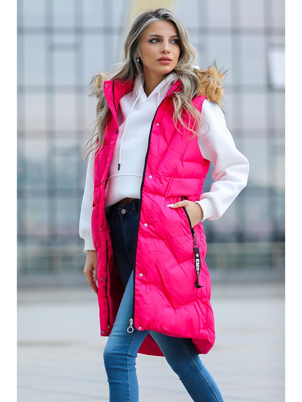 Fuşya Kadın Kapüşonlu Kapitoneli Uzun Şişme Yelek-2