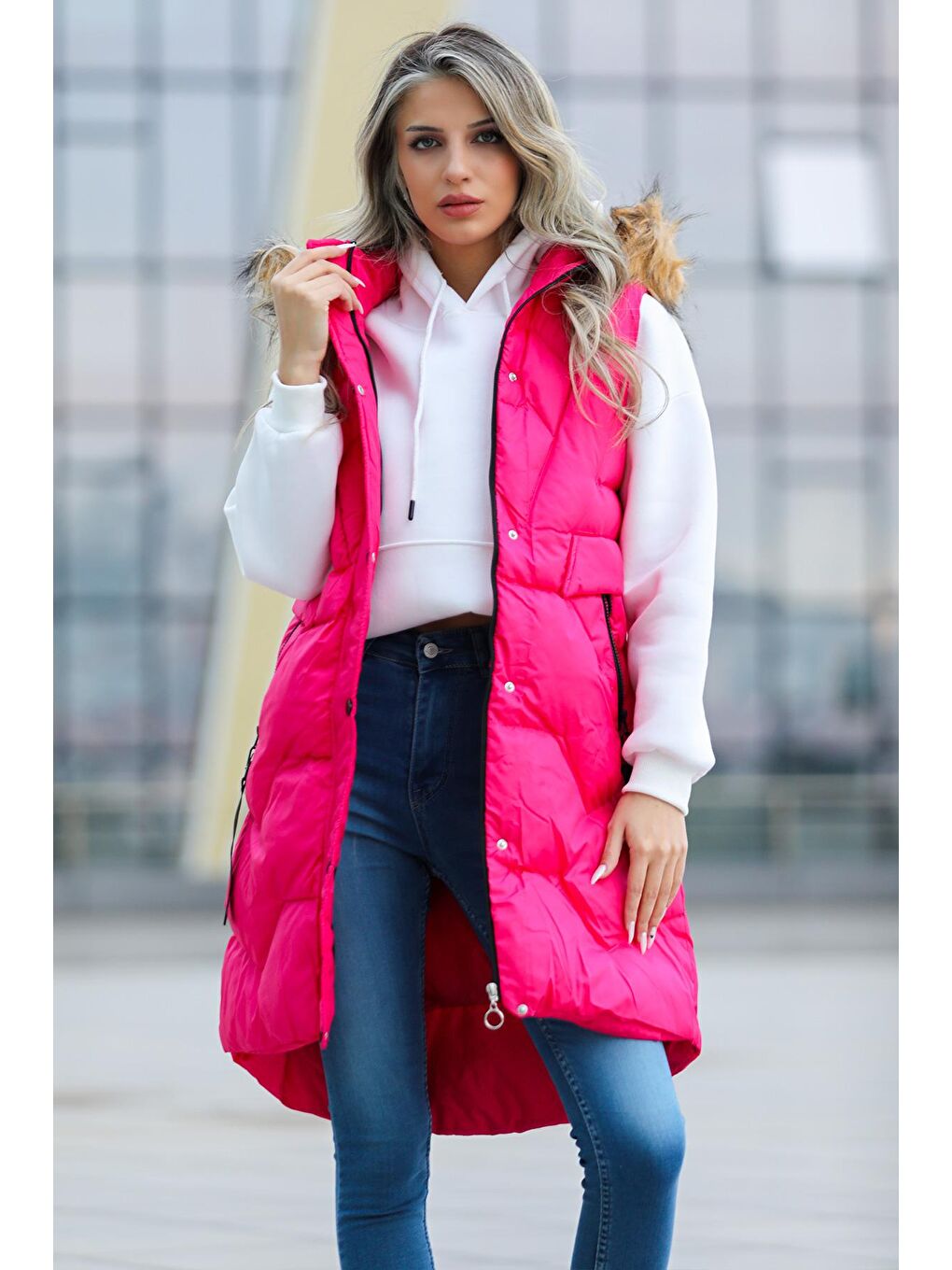 Fuşya Kadın Kapüşonlu Kapitoneli Uzun Şişme Yelek-3