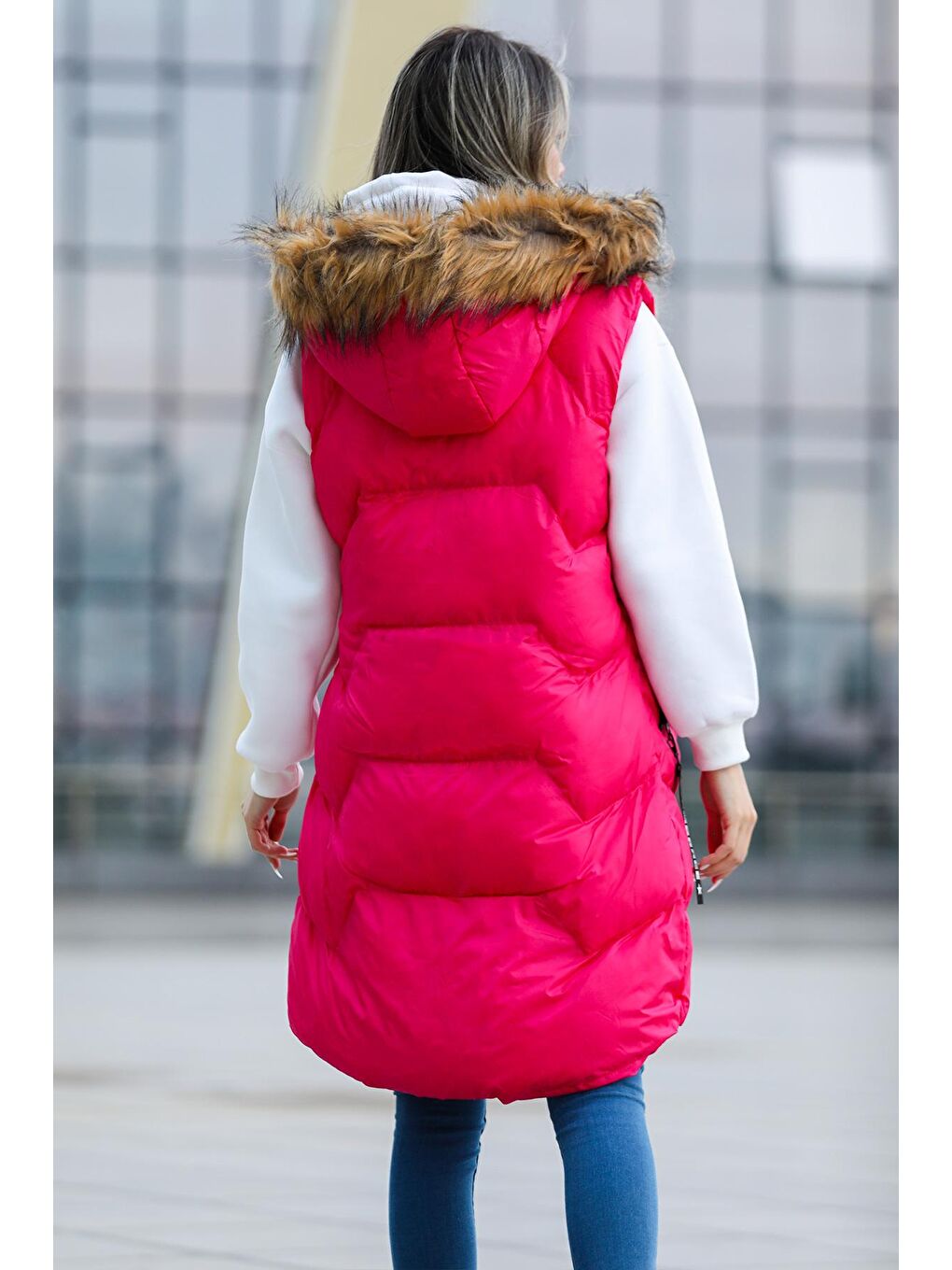 Fuşya Kadın Kapüşonlu Kapitoneli Uzun Şişme Yelek-4