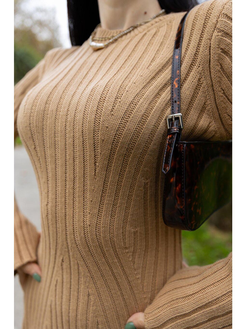 Kahverengi Triko Kol Yırtmaçlı ELBİSE-1