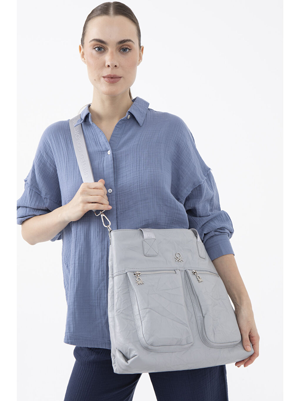 Gri Kadin Kol Çantasi A.gri̇ BNT1472-1