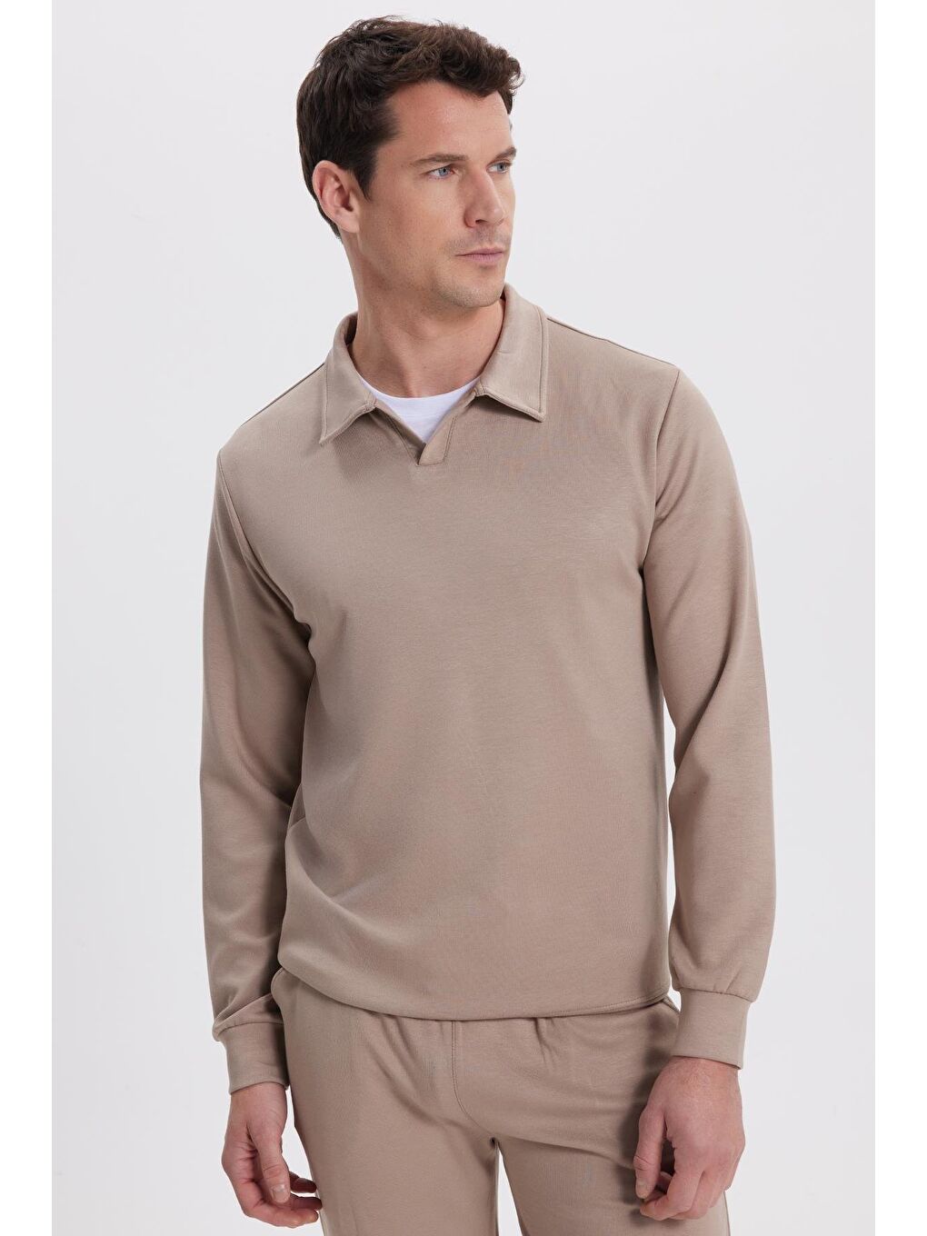 Bej Erkek Relax Fit Rahat Kesim Polo V Yaka Vizon Sweatshirt-4