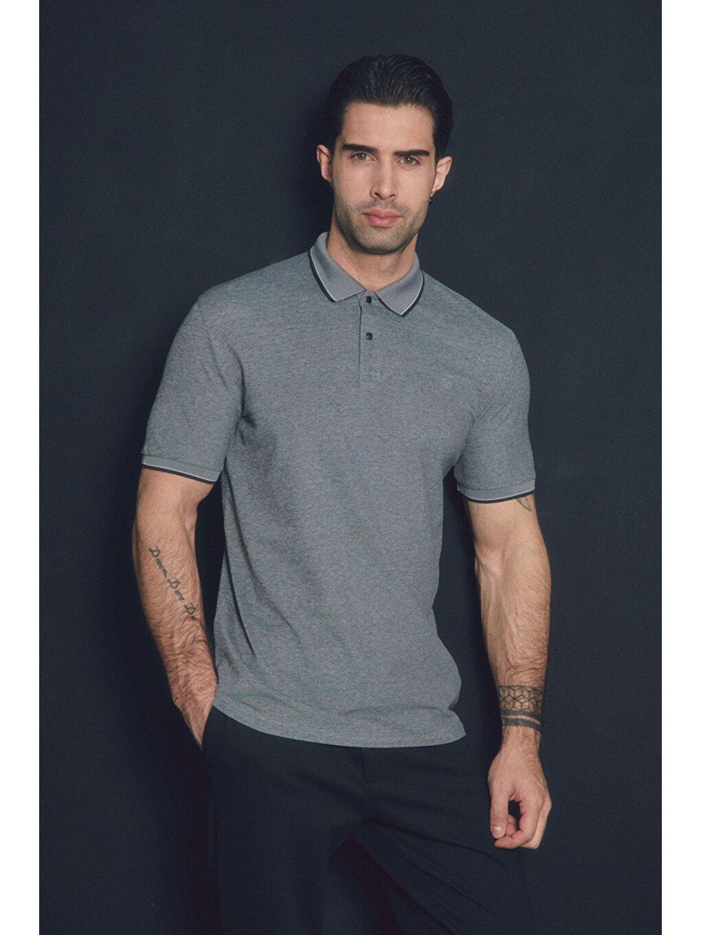 Antrasit Basic Yakası Çıtçıtlı Polo Yaka Tişört