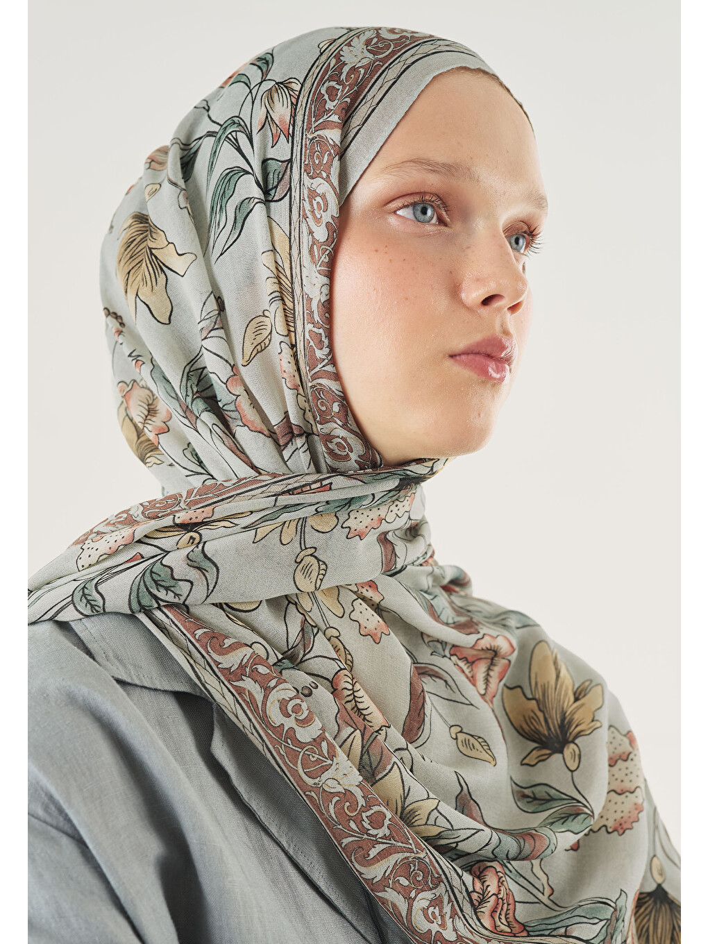 Pure Ethnic Desen Soft Viskon Şal Soft Yeşil-2