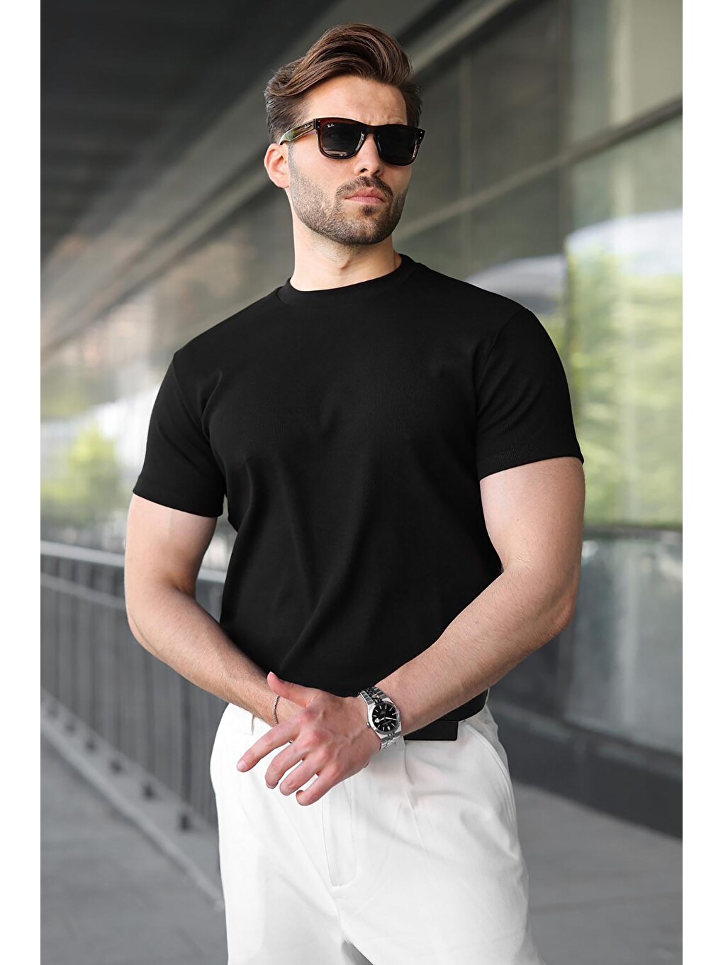 Siyah Bisiklet Yaka Regular Fit Erkek Tişört E7188-2
