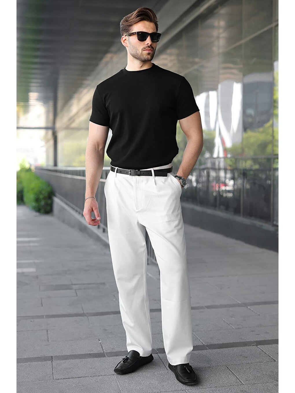 Siyah Bisiklet Yaka Regular Fit Erkek Tişört E7188-4