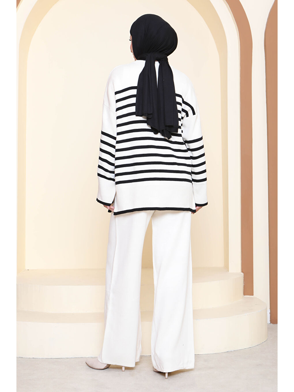 Ekru Çizgili İkili Triko Takım Krem - 27926-KREM-1