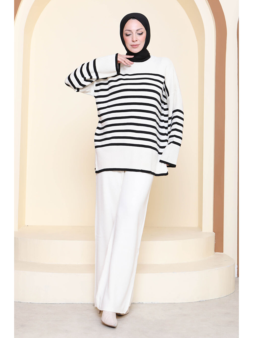 Ekru Çizgili İkili Triko Takım Krem - 27926-KREM-2