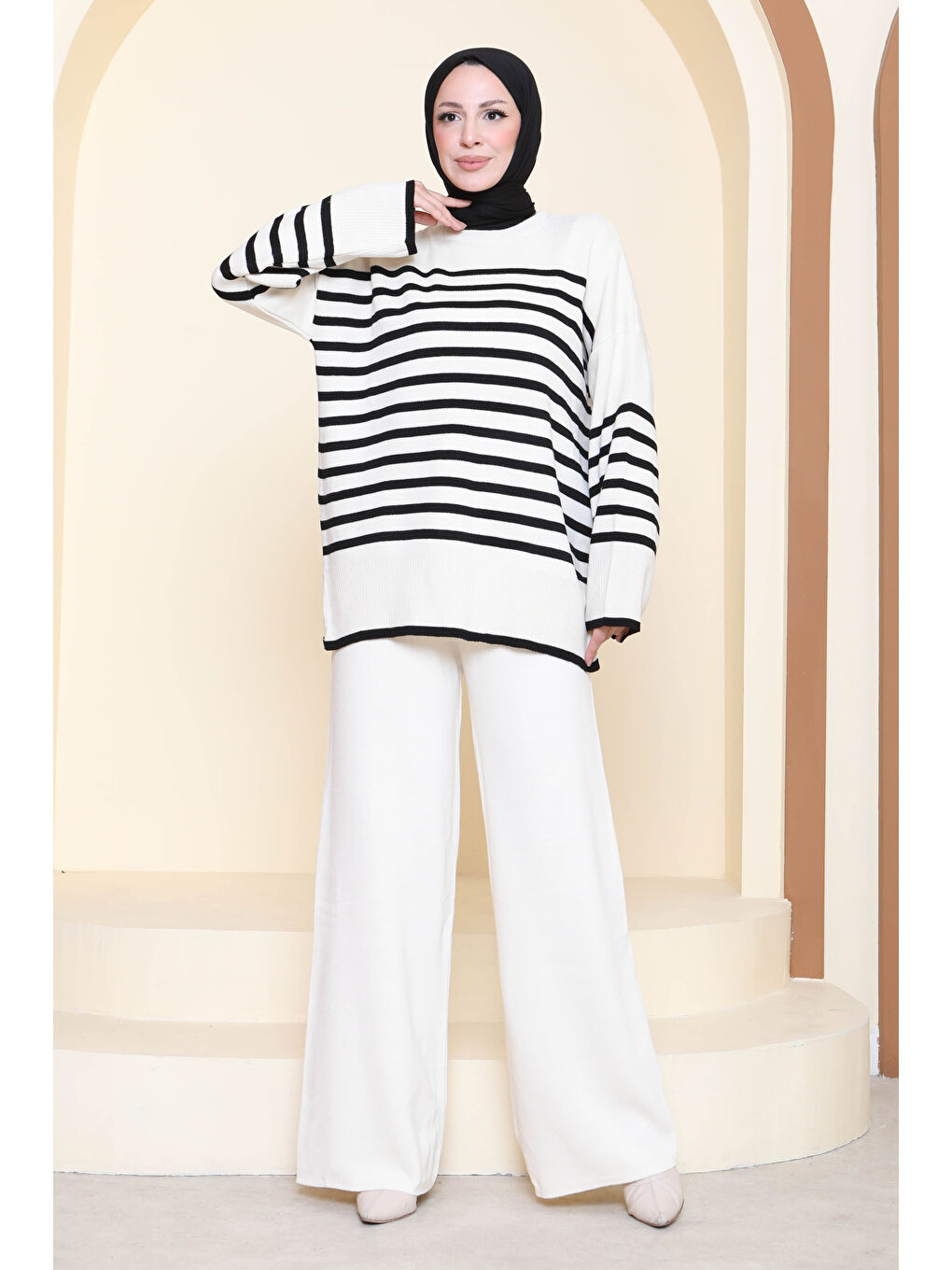 Ekru Çizgili İkili Triko Takım Krem - 27926-KREM-3