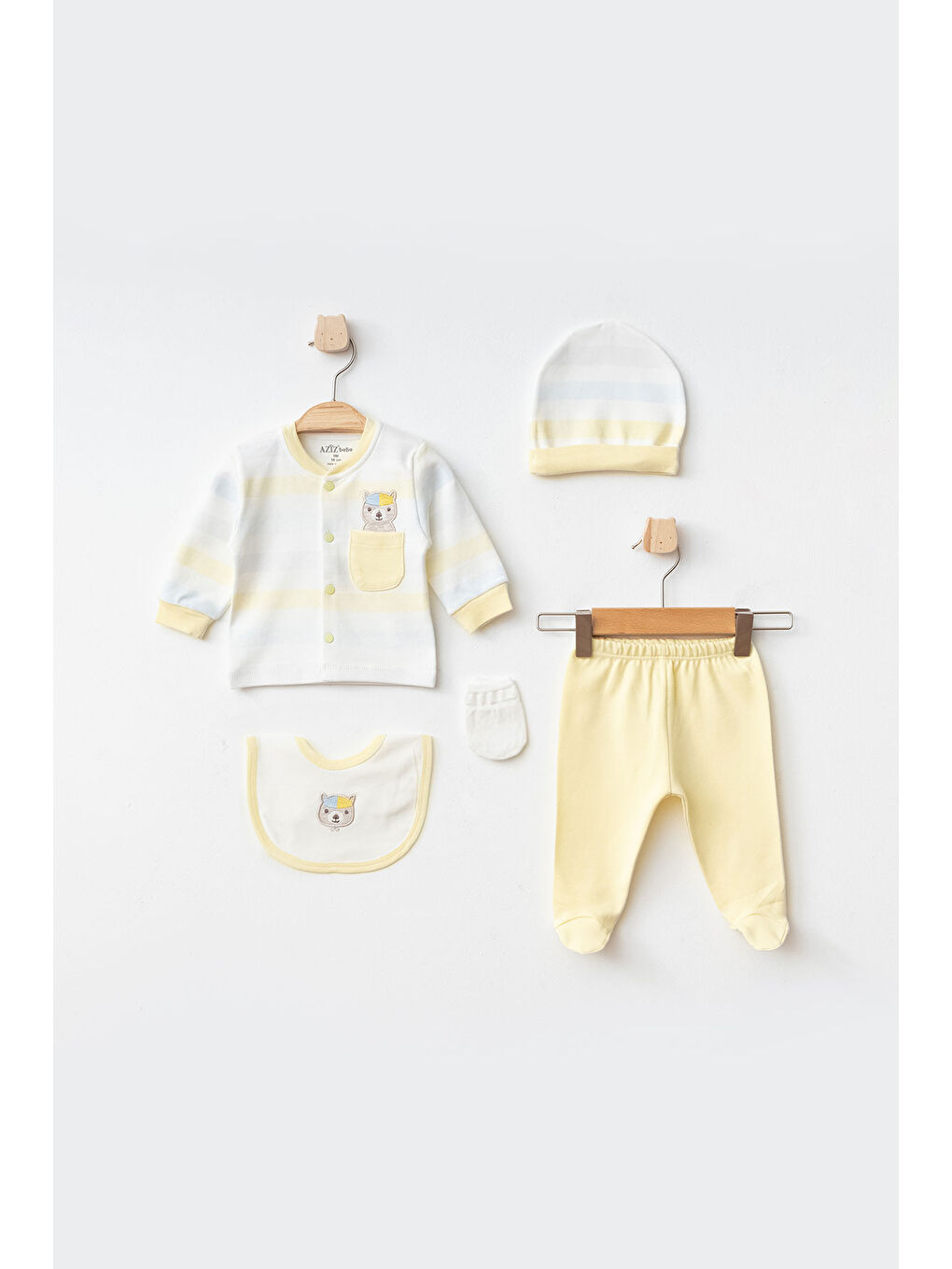 Sarı Erkek Bebek Animal Nakışlı 5' Li Hastane Çıkış Seti 0 Ay - 3 Ay