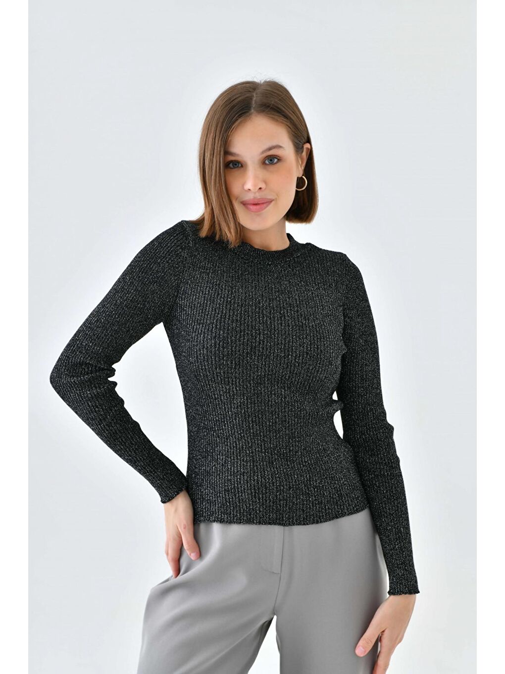 Siyah Bisiklet Yaka Slim Fit Simli Triko Kazak-4