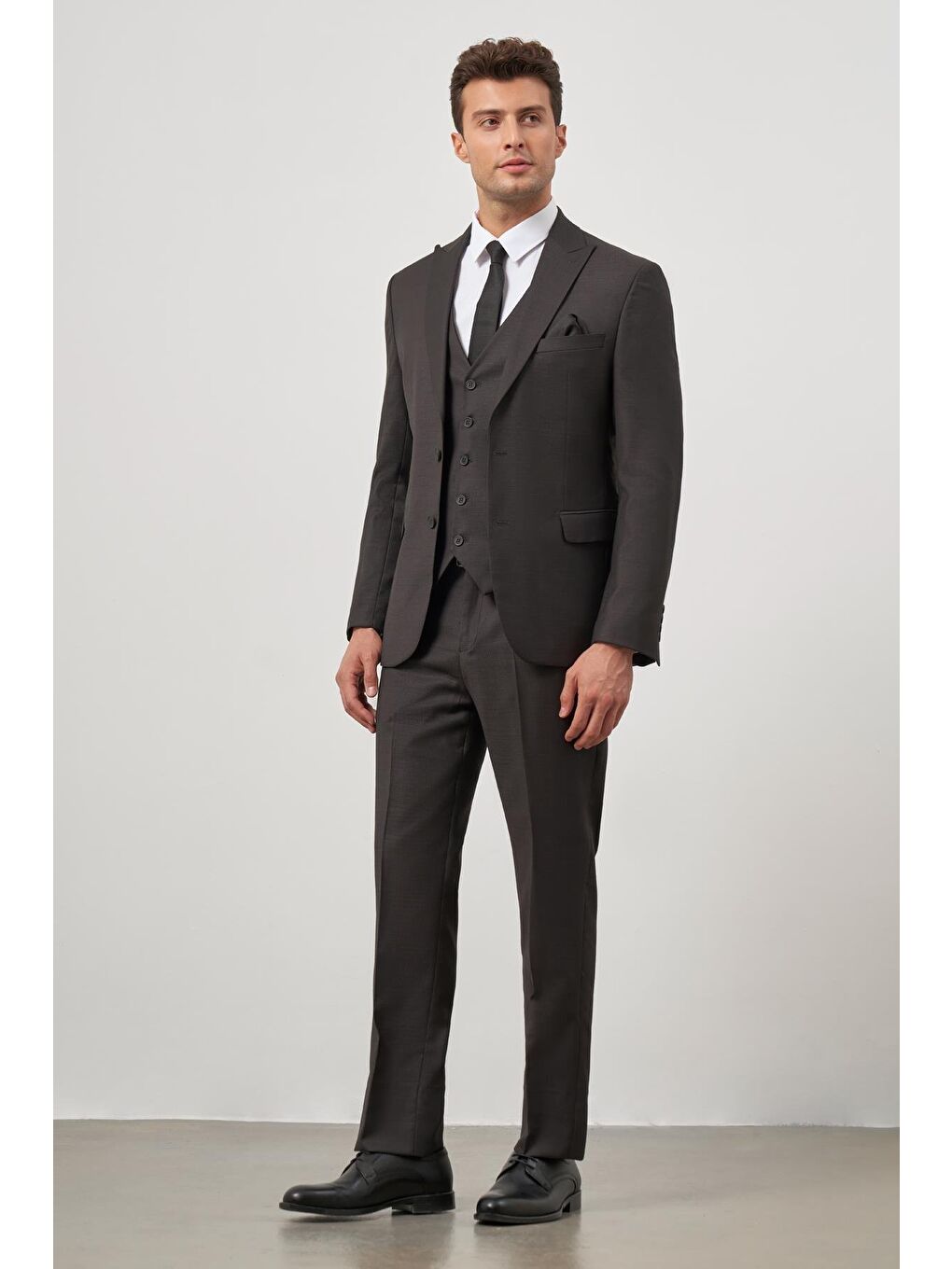 Siyah Kılıç Yaka Yelekli 6 Drop Slim Fit Classic Takım Elbise 1001245156-1