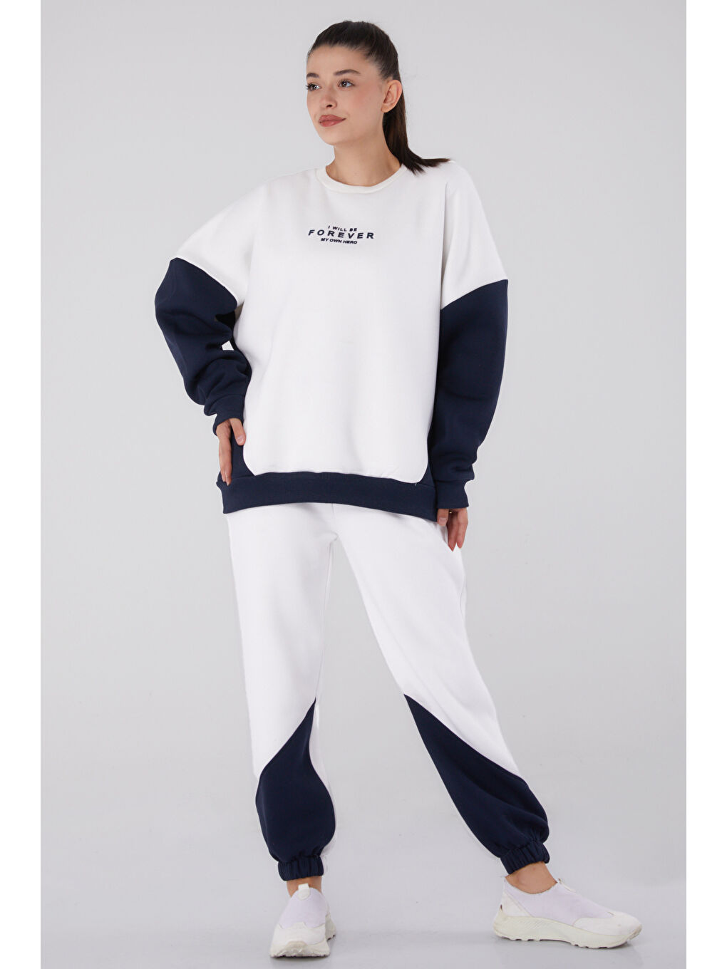 Bisiklet Yaka Kadın Lacivert Garnili Eşofman Takımı - 26277