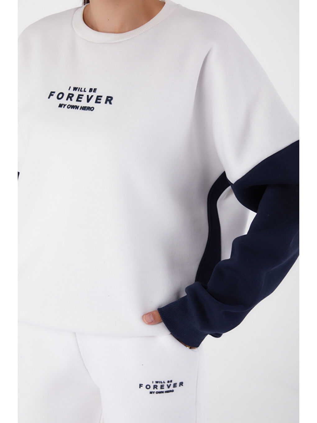 Bisiklet Yaka Kadın Lacivert Garnili Eşofman Takımı - 26277-4