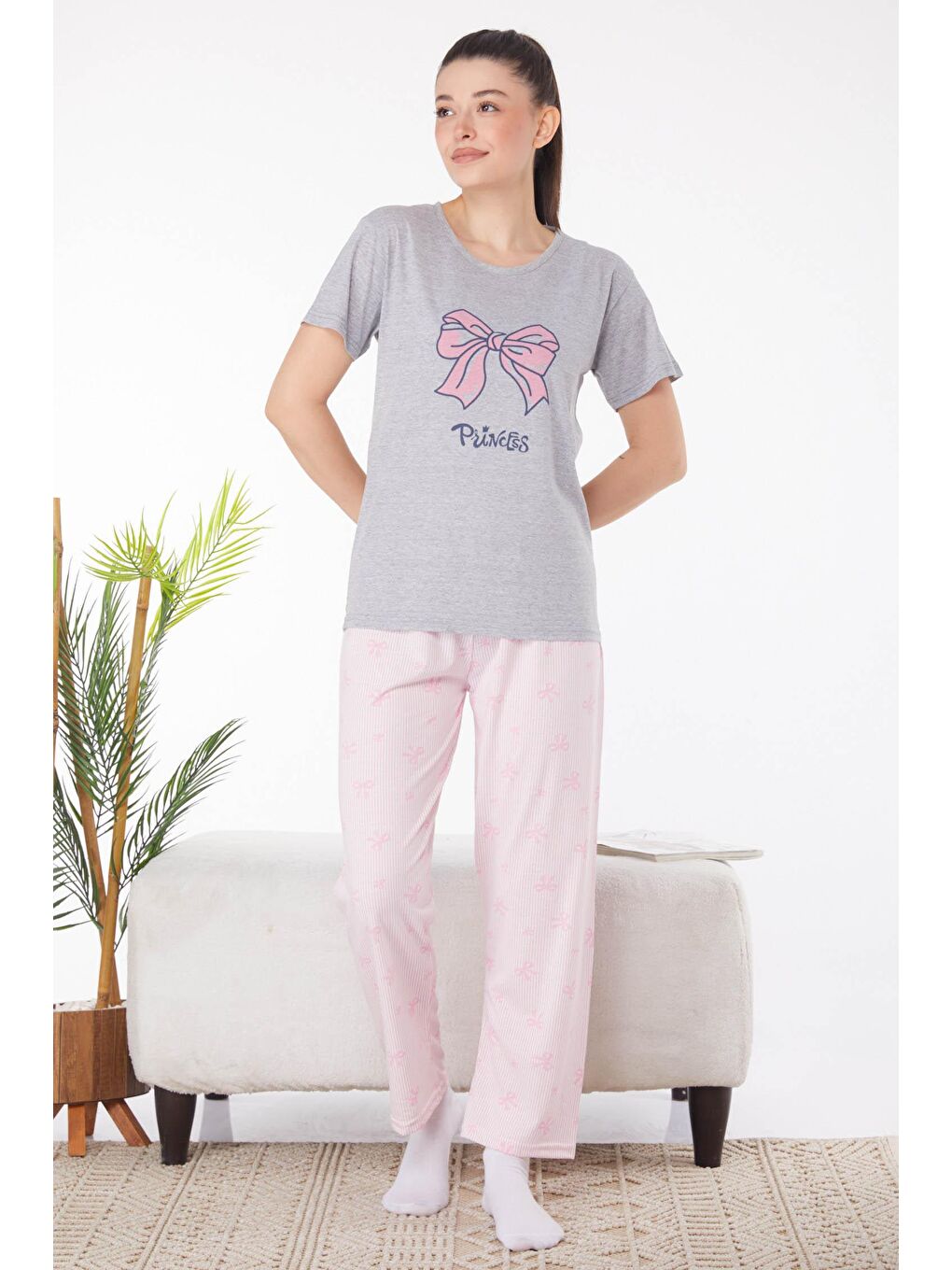 Bisiklet Yaka Kadın Gri Baskılı Pijama Takımı - 25822-2