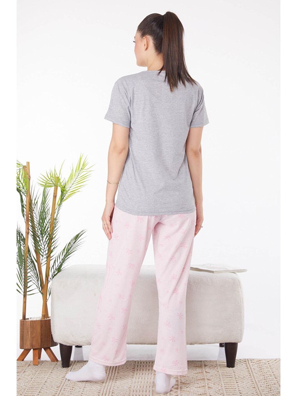 Bisiklet Yaka Kadın Gri Baskılı Pijama Takımı - 25822-4