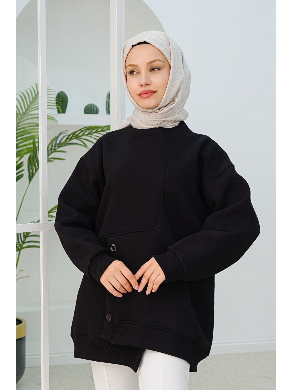 Locco Moda Ön Düğme Detay Oversize Sweatshirt Siyah - 2