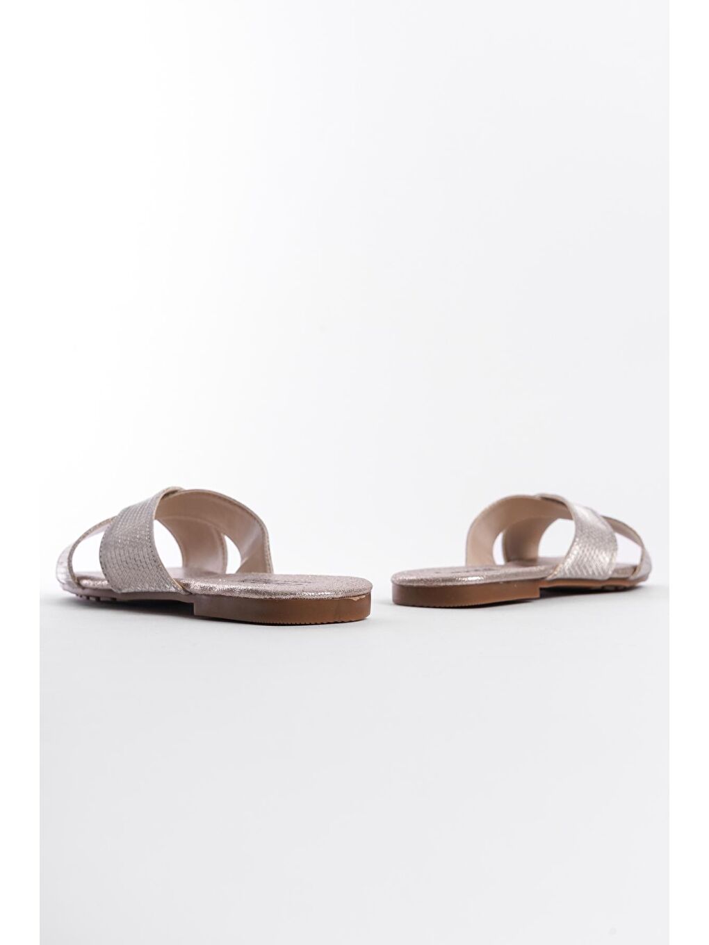 Sarı Kadın Terlik-2