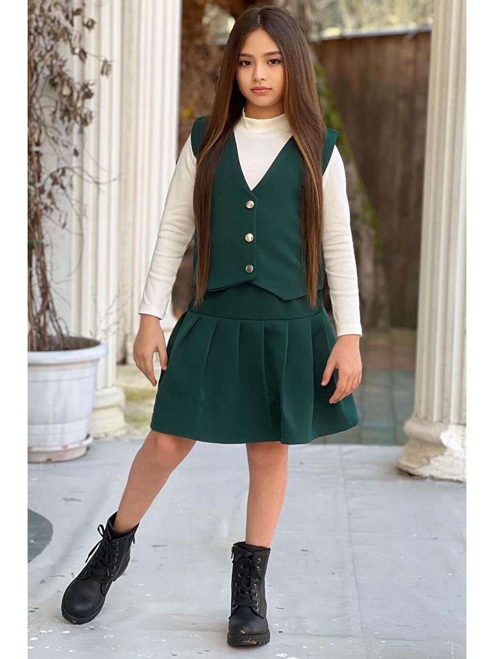 Kız Çocuk Balıkçı Yaka Kazak V Yaka Yelek Kemerli Pliseli Yeşil Etekli Takım-2