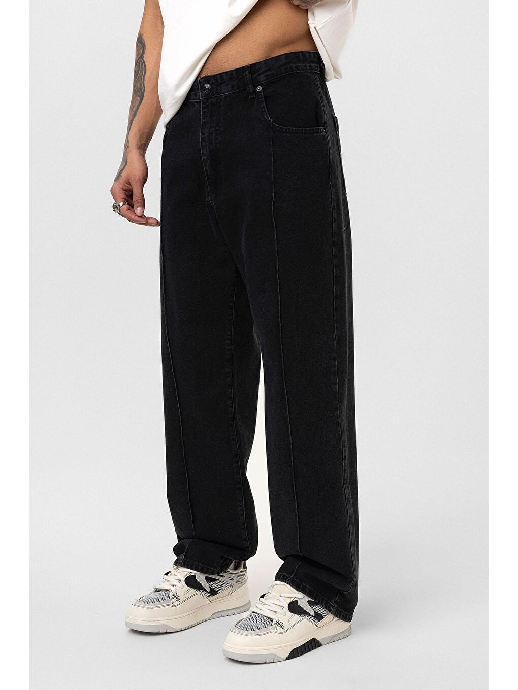 Dikiş Detaylı Relaxed Fit Jean Siyah-3