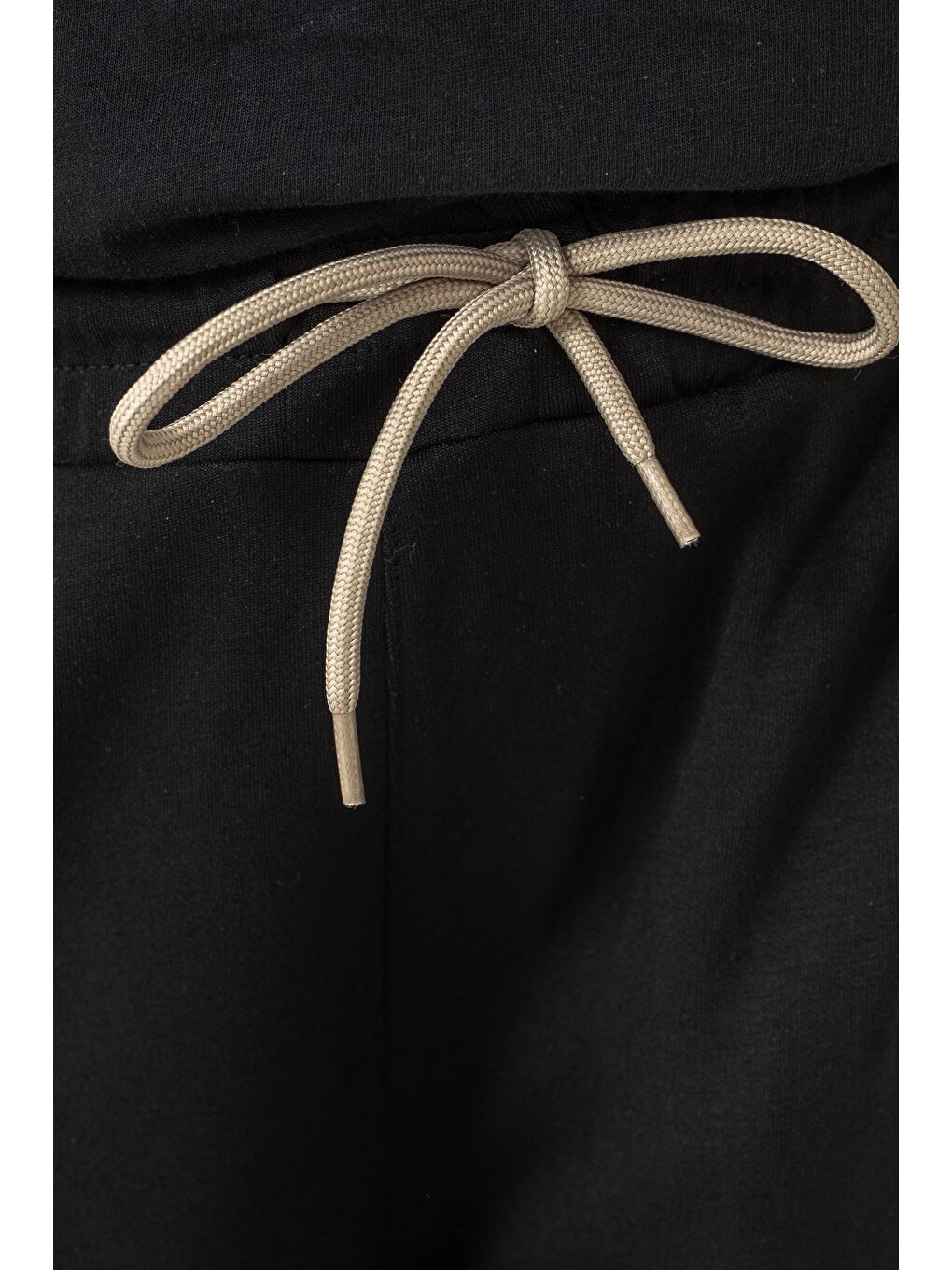 Siyah Kargo Cepli Cep Kapağı Sporty & Chic Nakışlı Yanlar Biye Şeritli Kız Çocuk Eşofman Altı-5