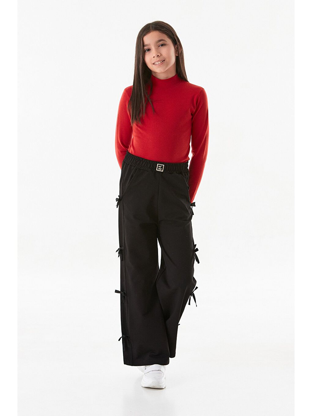 Siyah Kurdele Detaylı Kız Çocuk Pantolon-1