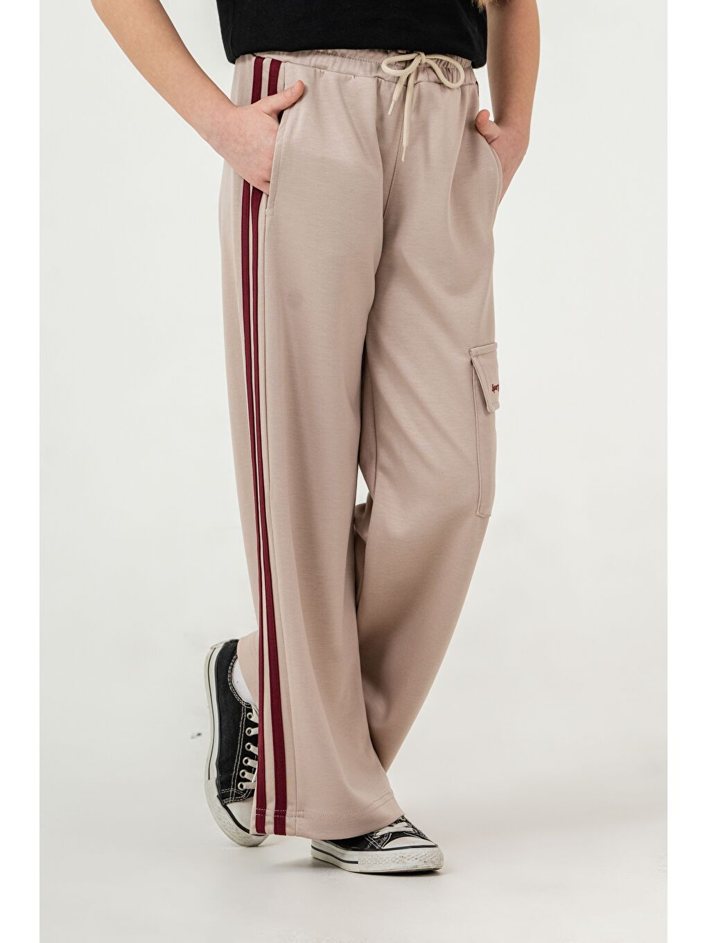 Bej Kargo Cepli Cep Kapağı Sporty & Chic Nakışlı Yanlar Biye Şeritli Kız Çocuk Eşofman Altı-2