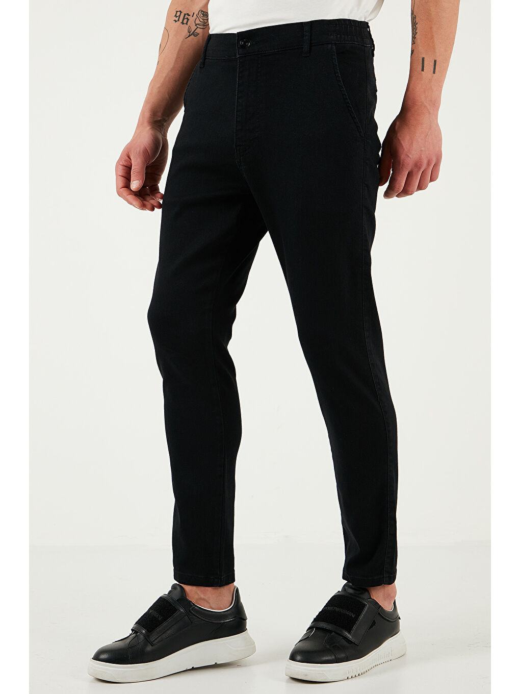 Siyah Pamuklu Slim Fit Normal Bel Boru Paça Jeans 5536S69JMILANO-3