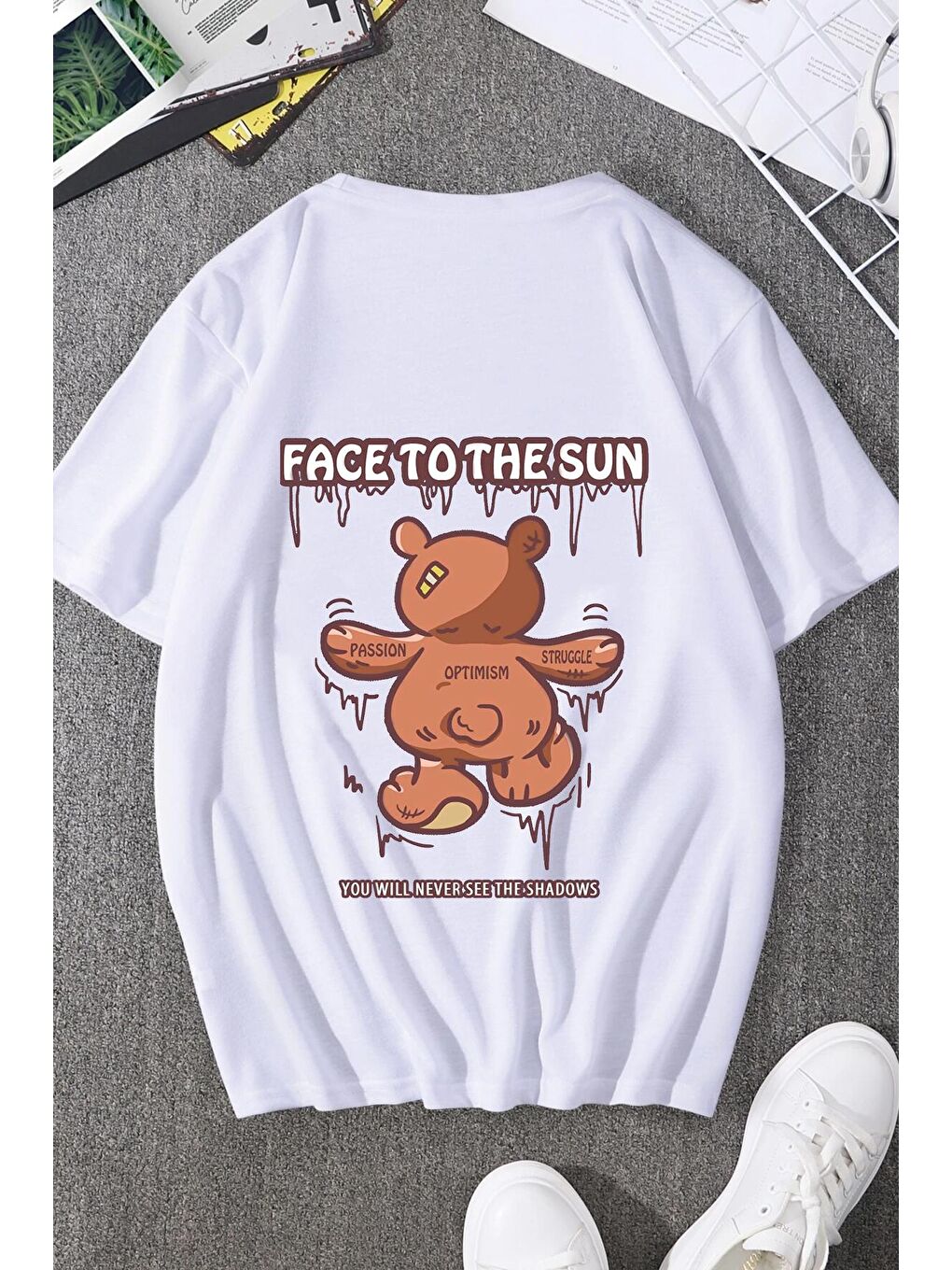 uyguntarz Beyaz Unisex The Sun Tasarım Tshirt