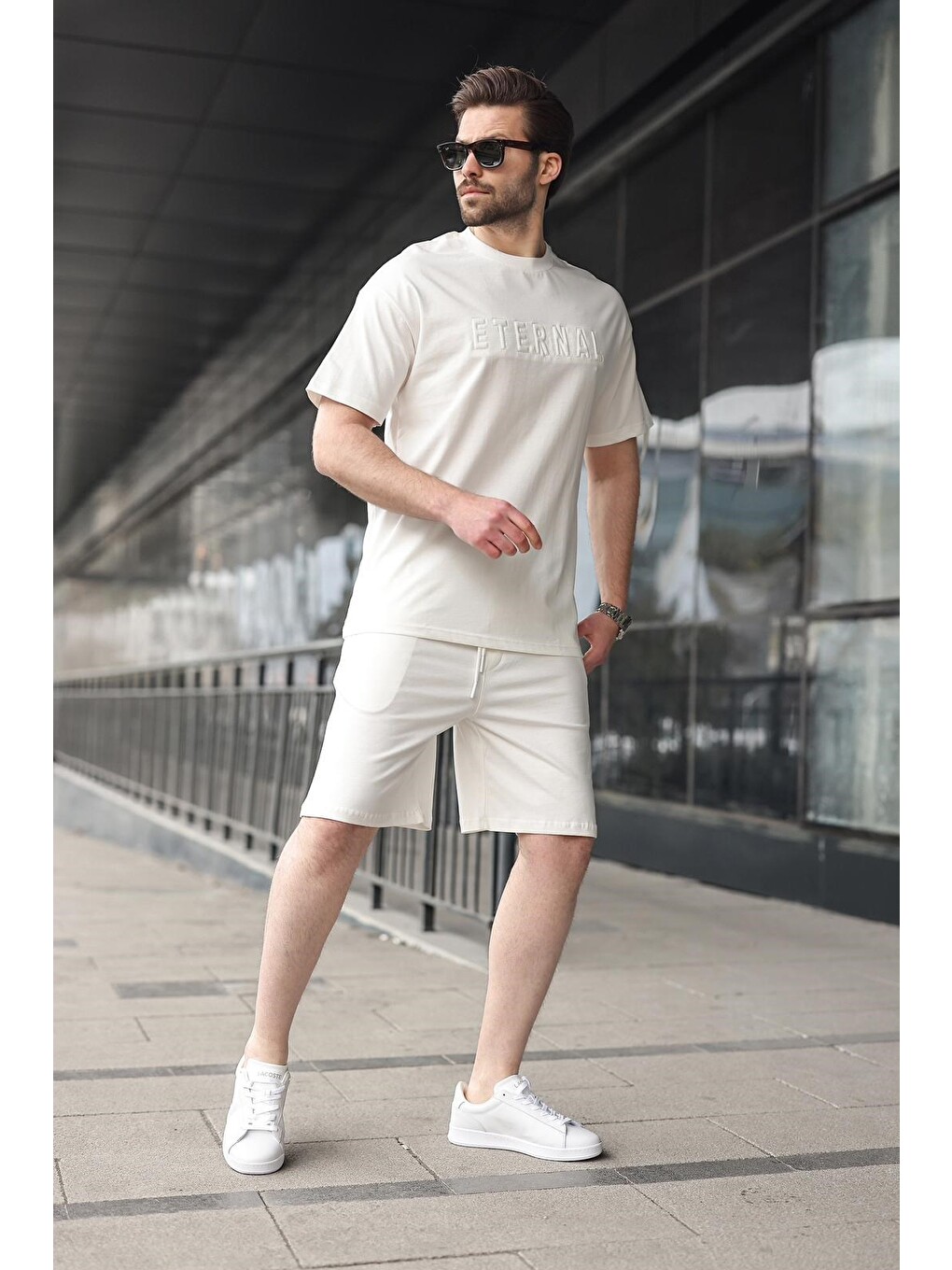 Beyaz Erkek Şort T-shirt Takım E7347-5