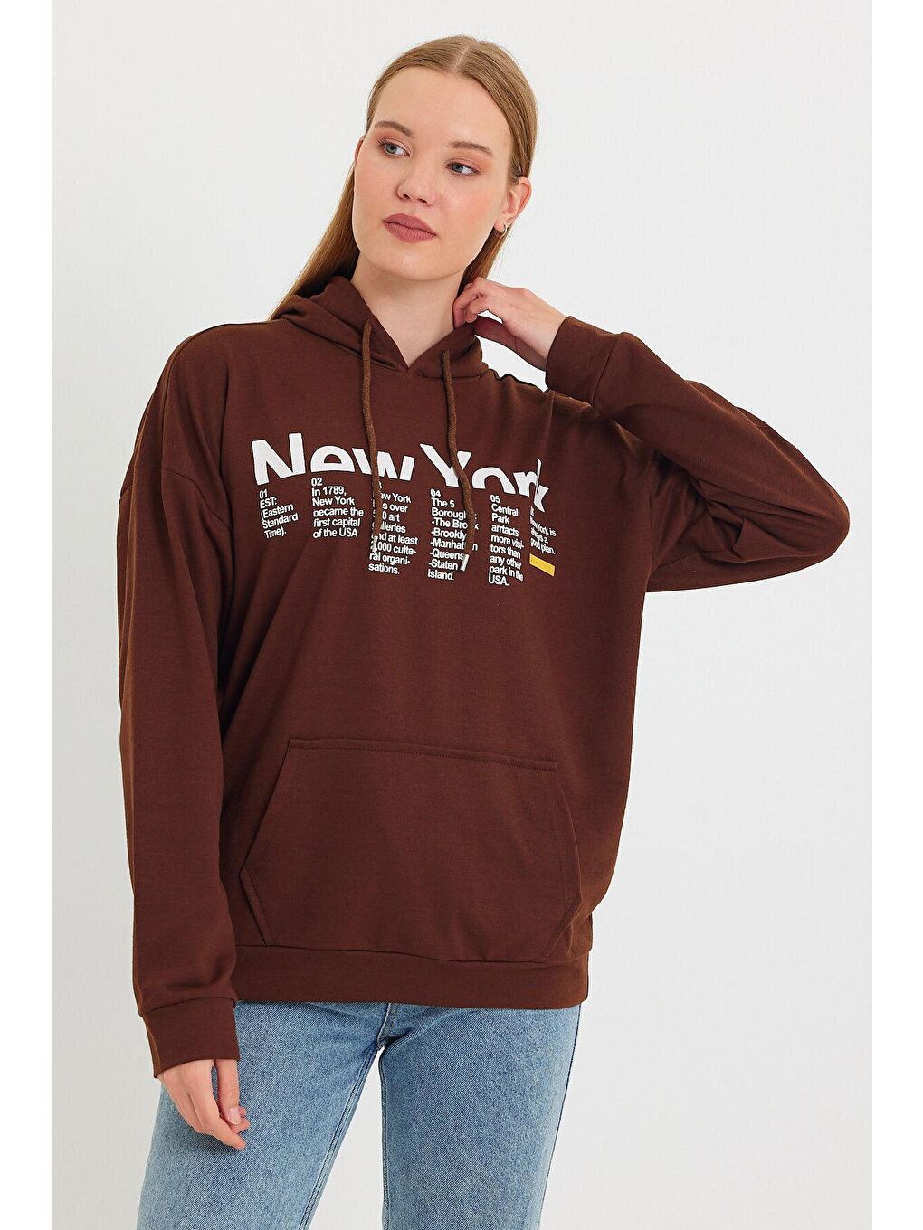 Kahverengi Kadın Kapüşonlu Oversize Fit Newyork Baskılı Sweatshirt SPR23SWK362-2