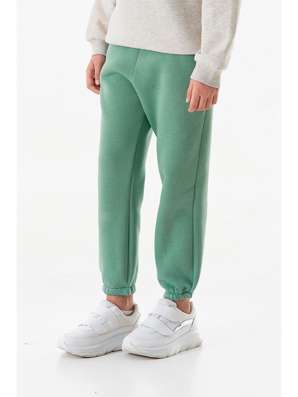 Turkuaz 3 İplik Beli Lastikli Armalı Jogger Unisex Çocuk Eşofman Altı-2