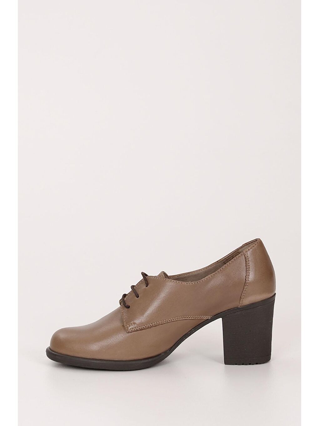 Bej VİZON  Hakiki Deri Yuvarlak Burun Orta Topuklu Kauçuk Taban Bağcıklı Kadın Ayakkabı 24135-5
