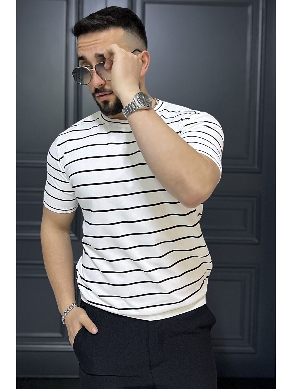 Beyaz Erkek Bisiklet Yaka Çizgili Triko Tişört-1