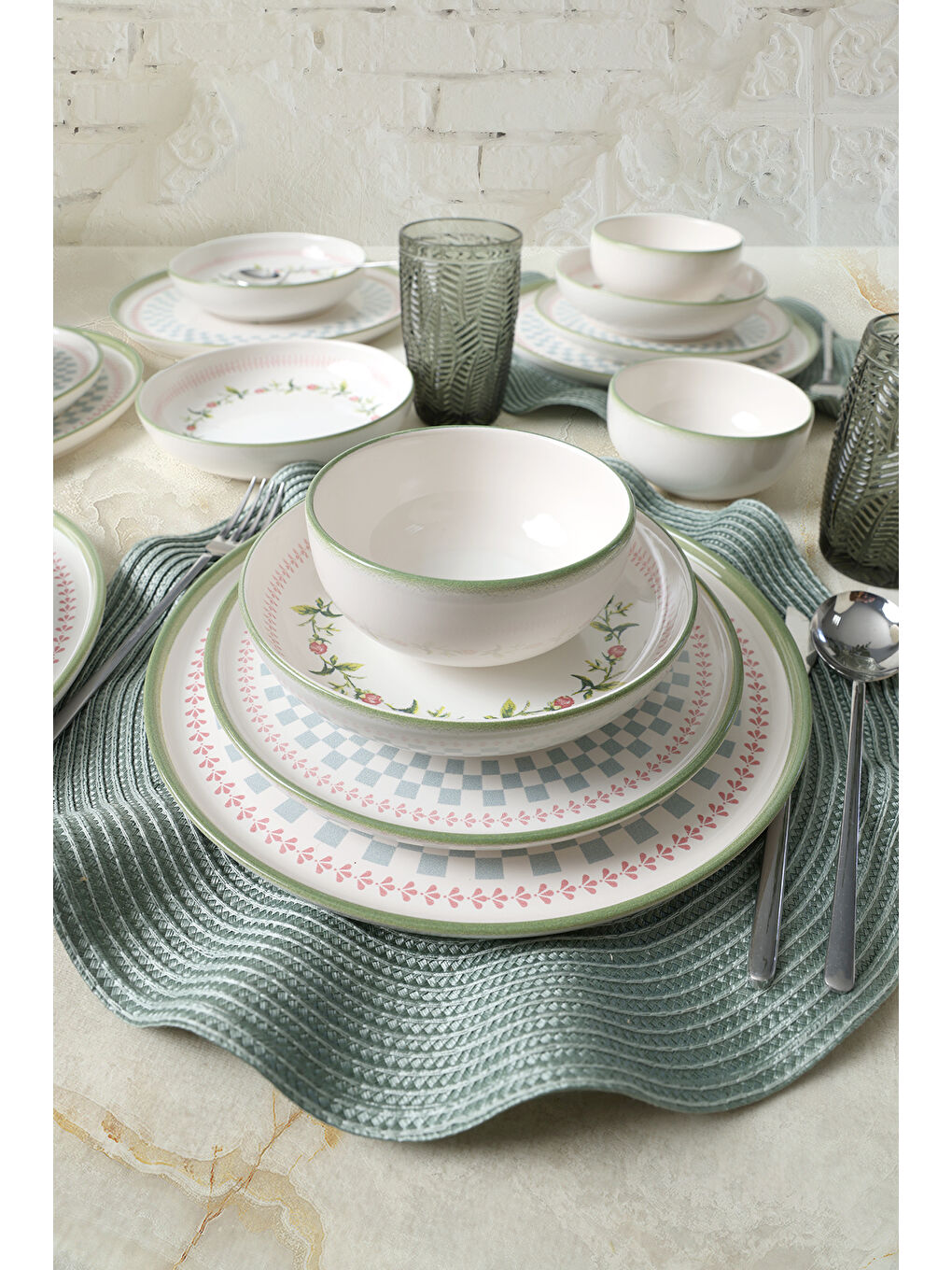 Karışık Rose Line Yemek Takımı 24 Parça 6 Kişilik-3