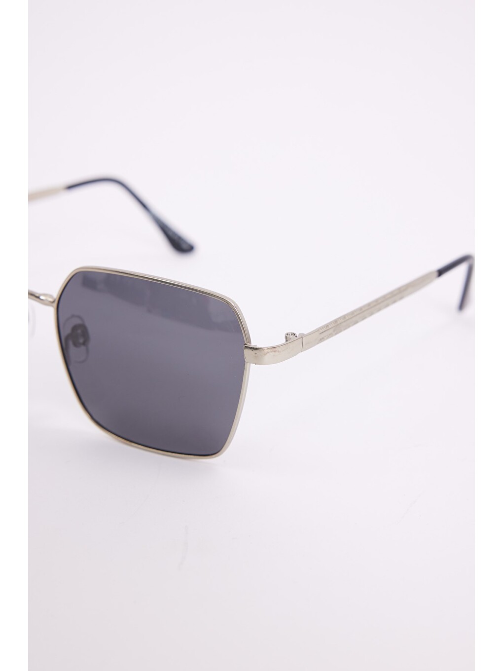 Gri Unisex ince Metal Çerçeve Füme Camlı Uv 400 Korumalı Güneş Gözlüğü-4