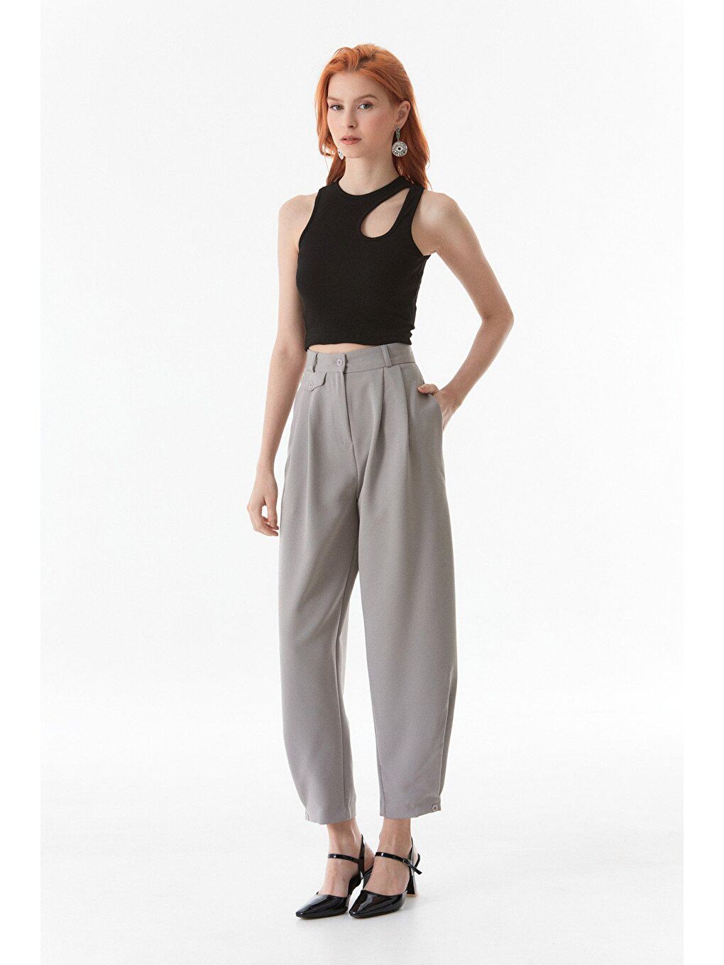 Siyah Fitilli Omzu Pencereli Crop Body-4