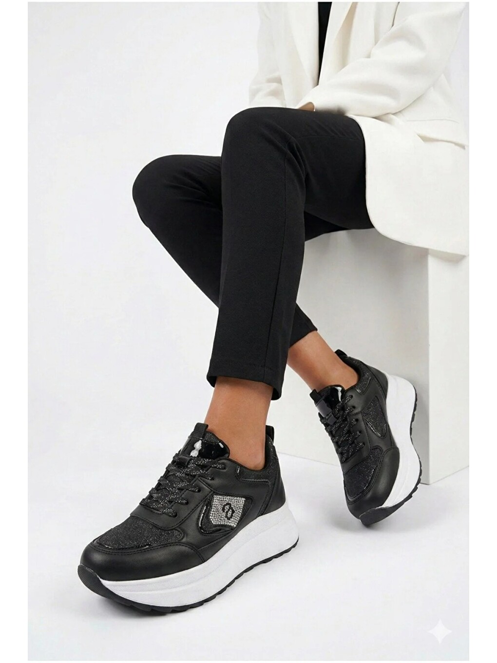 Siyah Taşlı Işıltılı Trend 5 Cm Platform Kadın Sneaker Kalın Taban Spor Ayakkabı-1