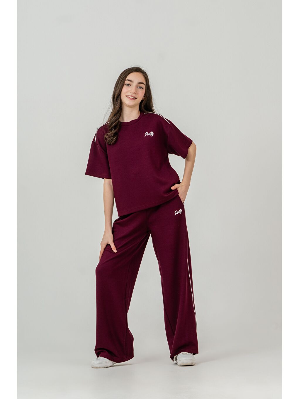 Kırmızı Pretty Nakışlı Üst Omuz Biyeli Alt Sağ Sol Biyeli Sol Bacak Nakışlı Kız Çocuk Alt Üst Eşofman Takımı-2