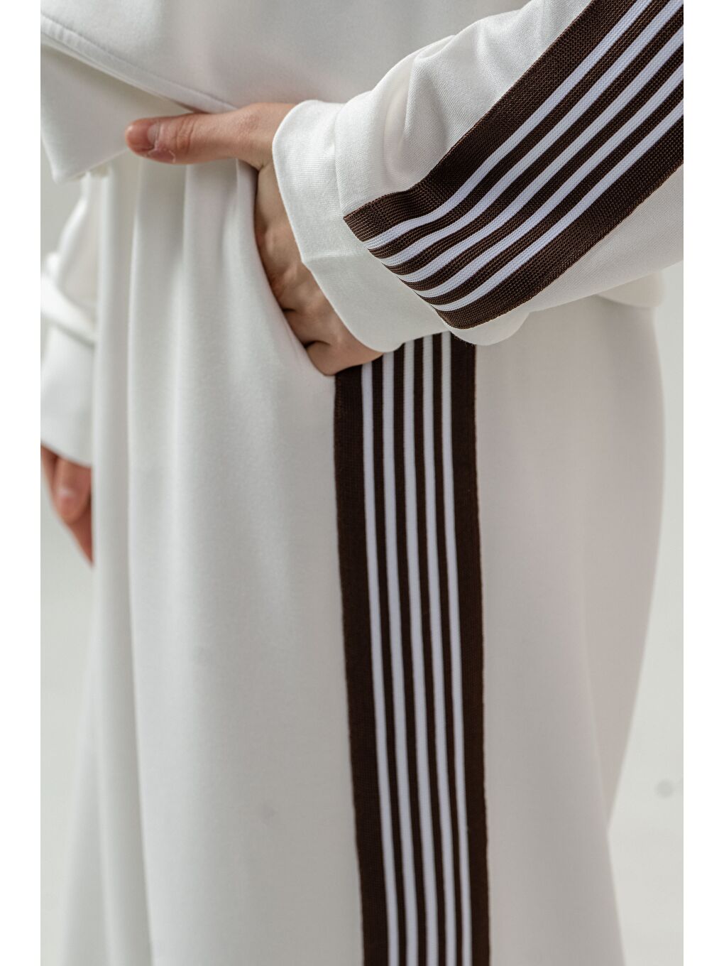 Beyaz Üst Sol Sağ Kollar Şeritli Alt Sol Sağ Şeritli Kız Çocuk Alt Üst Eşofman Takımı-3