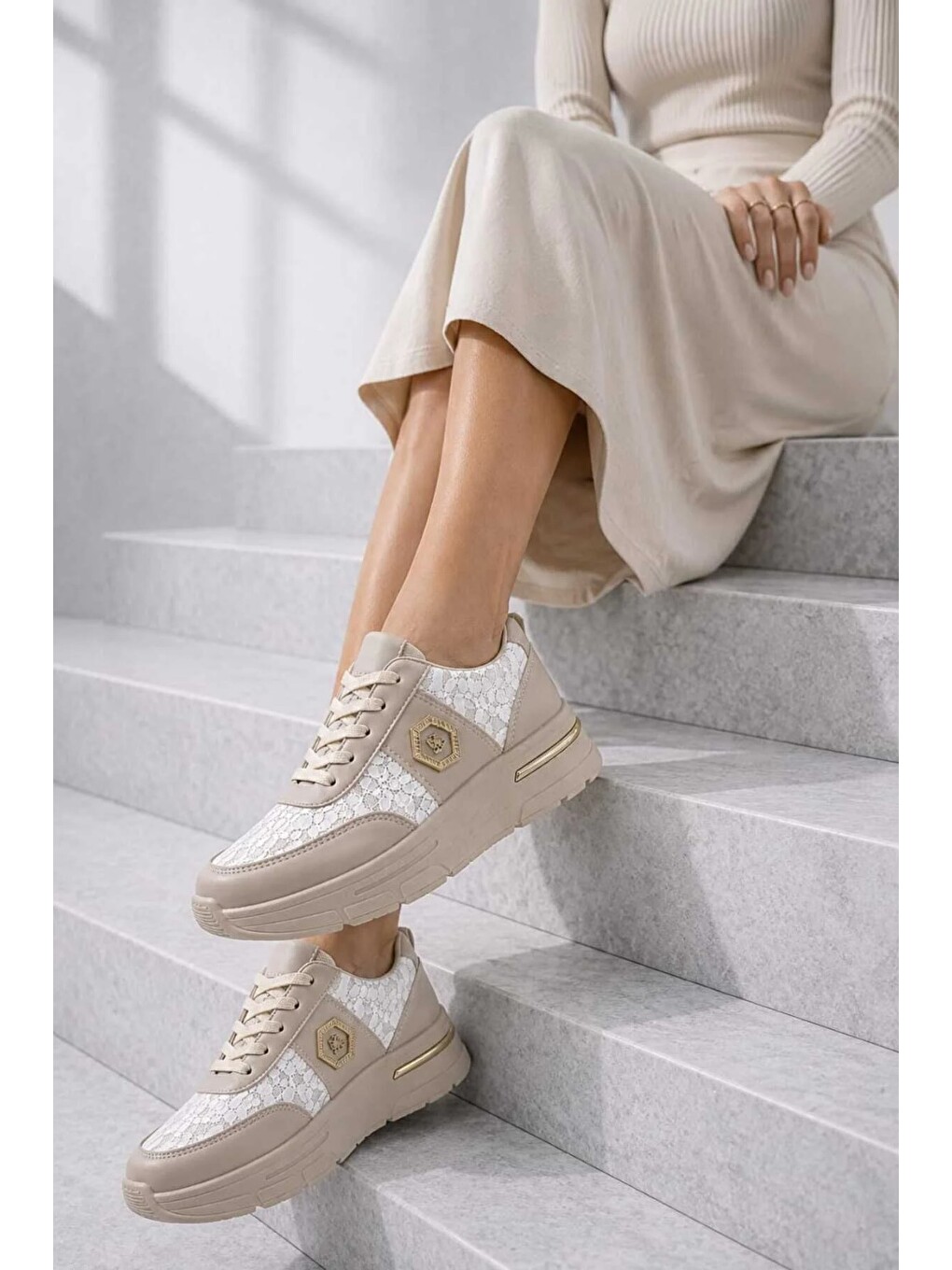 Ekru Dantel Detaylı Trend 5 Cm Platform Yüksek Taban Kadın Sneaker Spor Ayakkabı