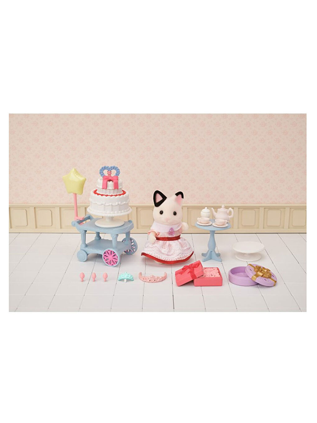 Sylvanian Families Renksiz Parti Zamanı Oyun Seti Smokin Kedi Kız 5646 - 3