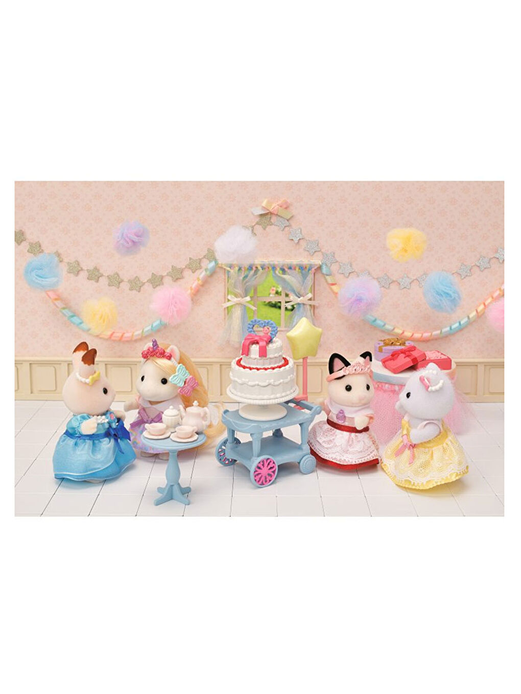 Sylvanian Families Renksiz Parti Zamanı Oyun Seti Smokin Kedi Kız 5646 - 9