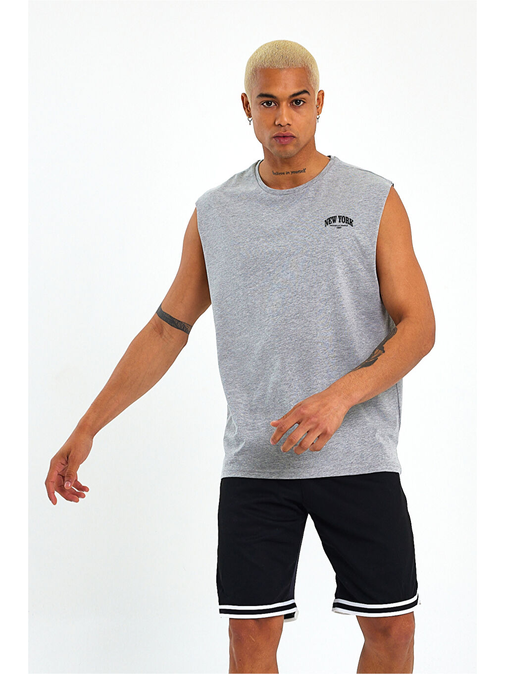 Gri Erkek Kolsuz Bisiklet Yaka New York Baskılı Regular Büyük Beden Tişört SPR25AT941-1