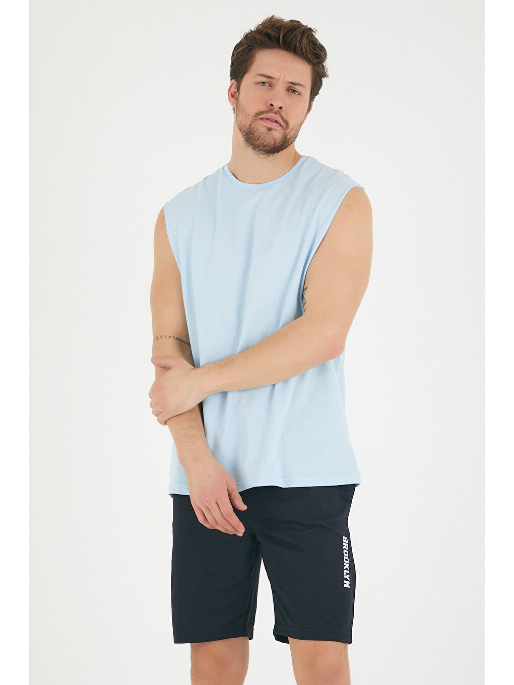 Mavi Erkek Kolsuz Bisiklet Yaka Düz Regular Büyük Beden Tişört SPR25AT940-1