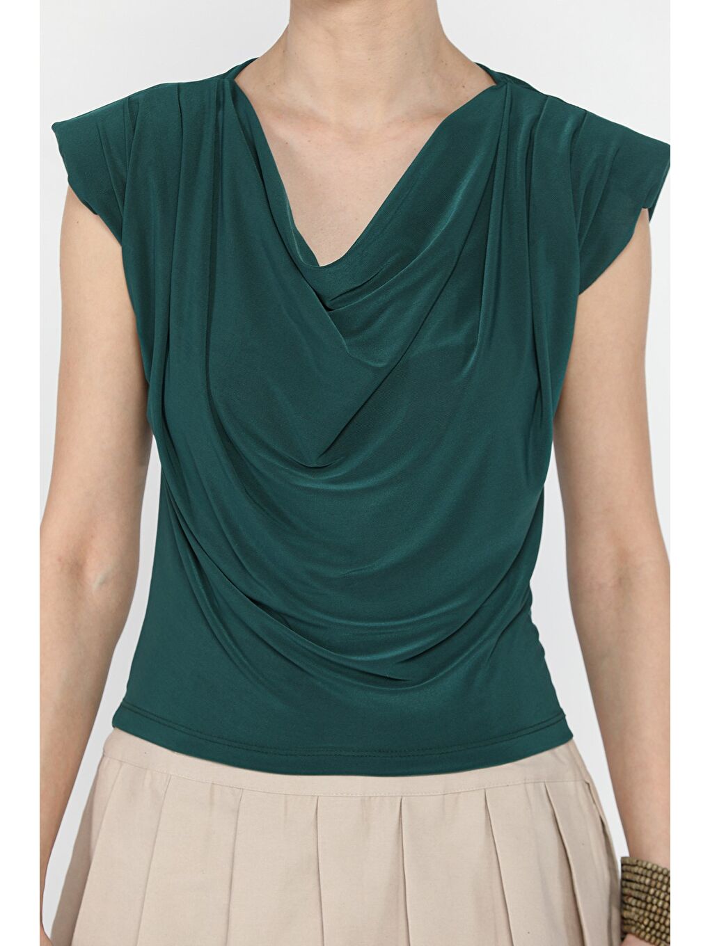 Yeşil Omuz Vatkalı Drapeli Kadın Bluz-3